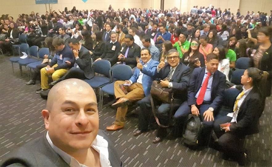 Felicidad Corporativa ACADEMIA DE IDIOMAS SMART